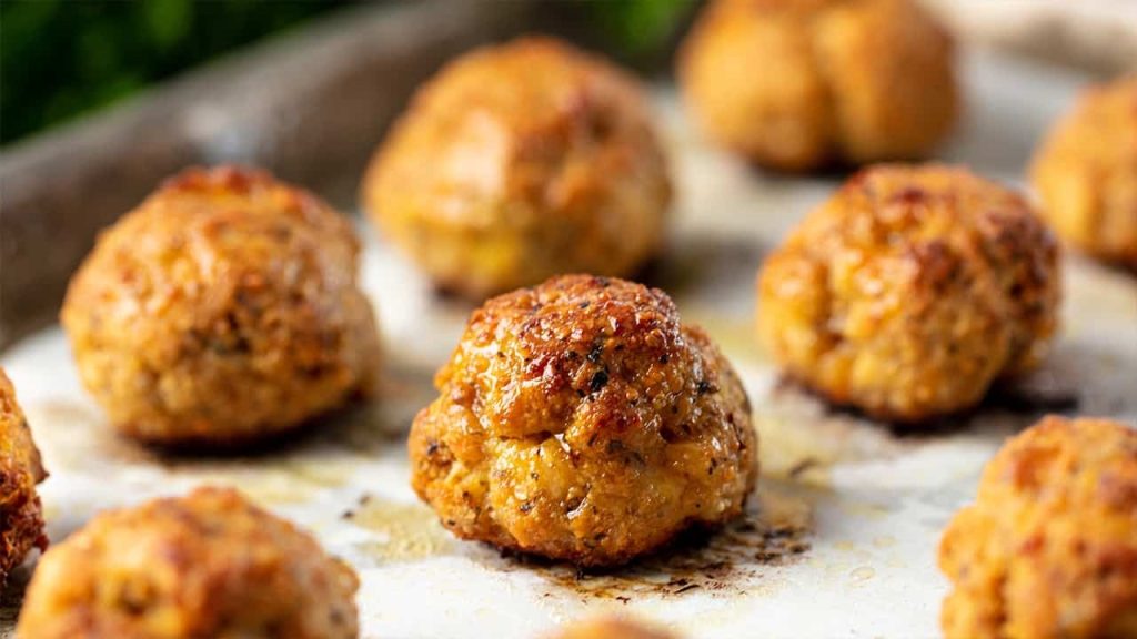 Kipballetjes met witloof en knolselder